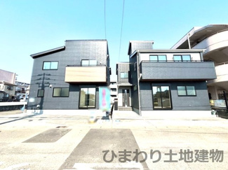 【間取り】 | 厚木市水引2丁目  2号棟 | 都市ガス　屋上バルコニー+二部屋から行き来できる南向きバルコニー　1階掃き出し窓シャッター付　浴室乾燥機+窓　WIC2箇所　リビング収納　LDK18.1帖