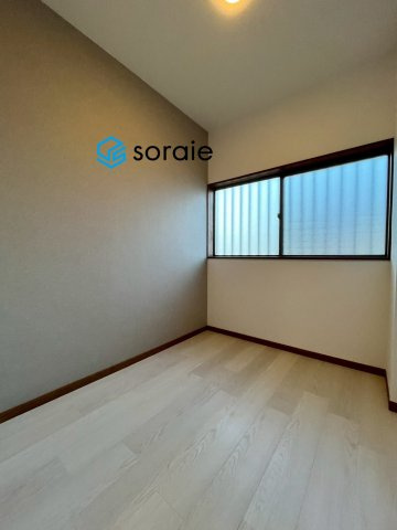 日高市中鹿山　中古戸建　の洋室|1/24　撮影