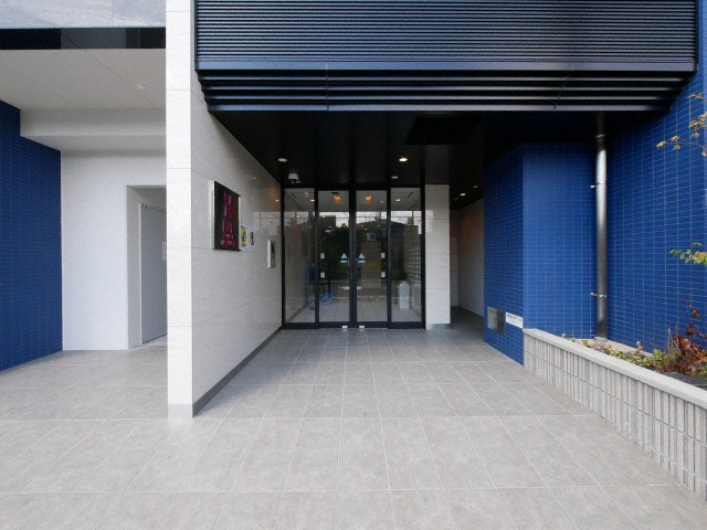 エグゼ難波南Ⅵのエントランス