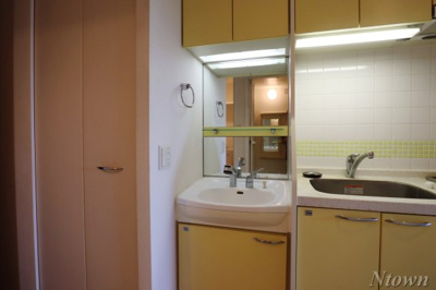 【独立洗面台】 | プレサンス大須観音駅前サクシード | 使いやすい独立洗面台です