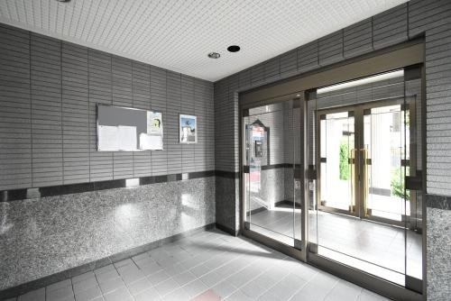 福岡市西区姪浜駅南４丁目の賃貸マンションのエントランス|エントランス写真