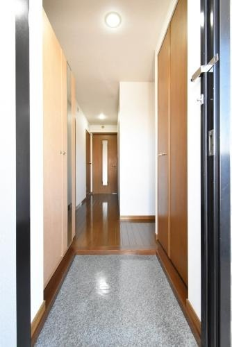 福岡市西区姪浜駅南４丁目の賃貸マンションのロビー|物件の画像6