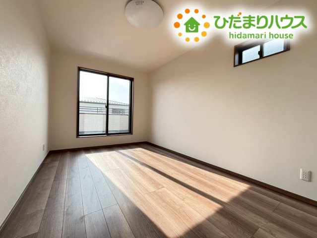 本庄市小島6丁目　13期　新築一戸建て　05の寝室