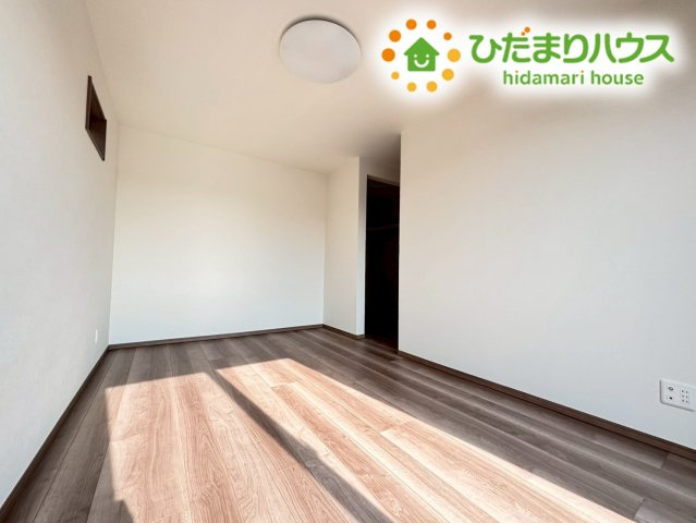 本庄市小島6丁目　13期　新築一戸建て　05の寝室
