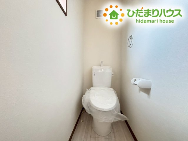 本庄市小島6丁目　13期　新築一戸建て　05のトイレ