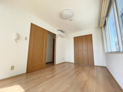 【居間・リビング】 | ウスダビル | ※同物件別室参考写真