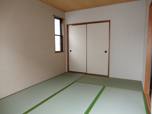 エクセレント松下B棟の和室