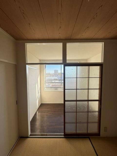間瀬ビルの和室