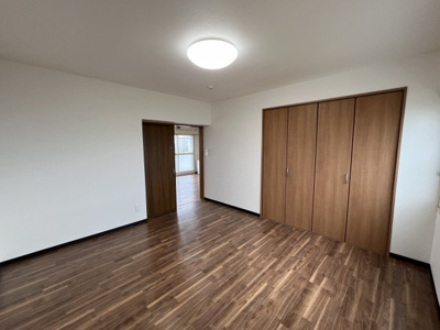 【洋室】 | 第一ブリリアント若草