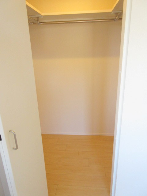 プレシアの収納|★ウォークインクローゼット★