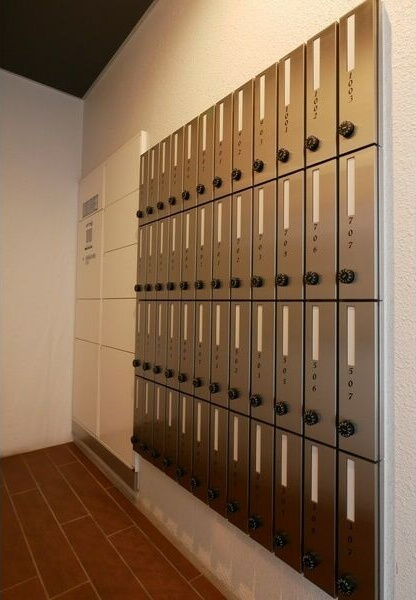 エスフィオーレの設備|ポストです