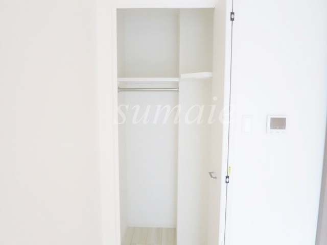 Ｌａ　Ｄｏｕｃｅｕｒ赤羽の収納|クローゼットです。