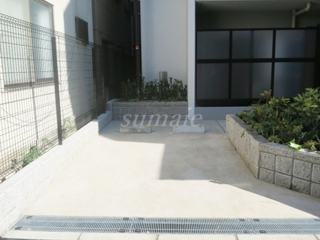 Ｌａ　Ｄｏｕｃｅｕｒ赤羽の駐車場|駐車場です！空き状況はご確認ください。