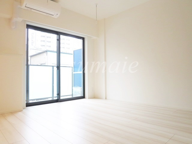 Ｌａ　Ｄｏｕｃｅｕｒ赤羽の居間・リビング|白基調です！