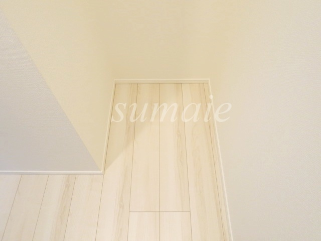 Ｌａ　Ｄｏｕｃｅｕｒ赤羽のキッチン|冷蔵庫置き場です