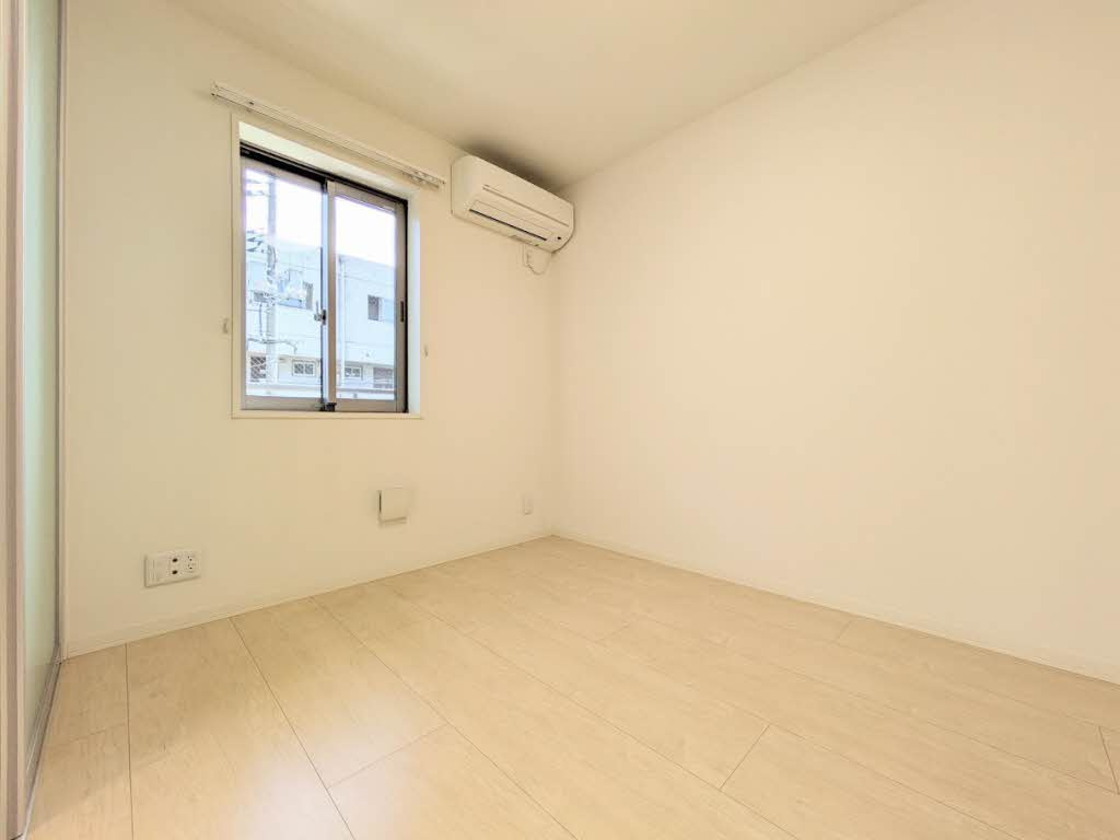 グランデ松保町の居間・リビング