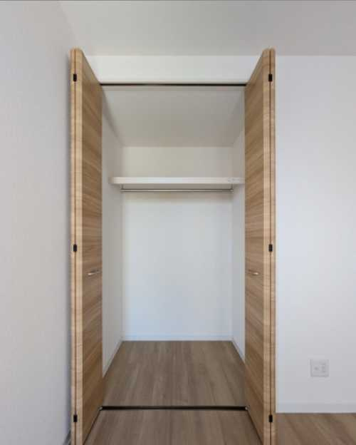 サンセリテ東が丘弐番館　新築　ネット無料　オートロックの収納