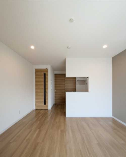 サンセリテ東が丘弐番館　新築　ネット無料　オートロックの居間・リビング