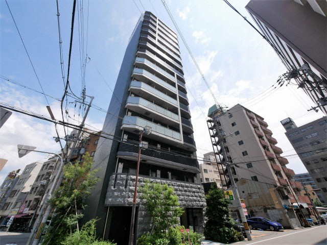 ララプレイス難波シエールの外観