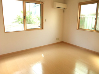 【寝室】 | ドエル晴見