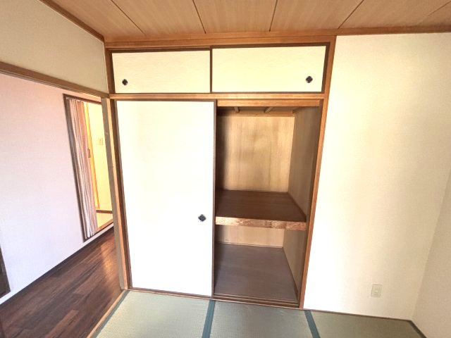 エステート松葉春日の収納