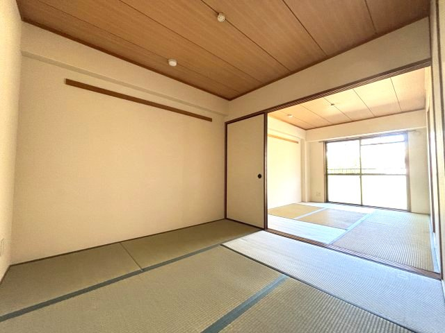 エステート松葉春日の寝室