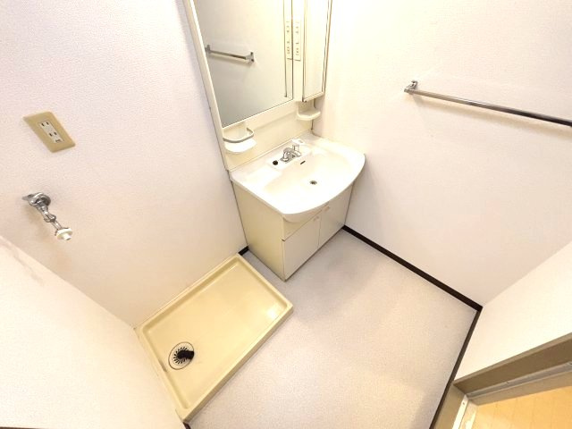 エステート松葉春日の洗面所
