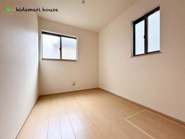 上尾市谷津第1　新築戸建　ハートフルAの洋室|1階洋室：4.31帖