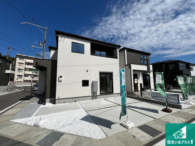 大津市坂本　新築一戸建ての外観|現在建築中！落ち着いた街並みで新生活を始めることが出来そう！周辺の物件も併せてご紹介させて頂きます！