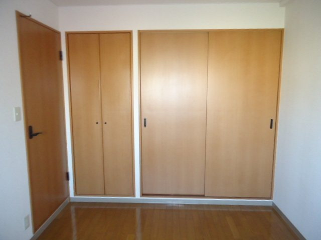 カーム・ルーラルの洋室|洋室収納