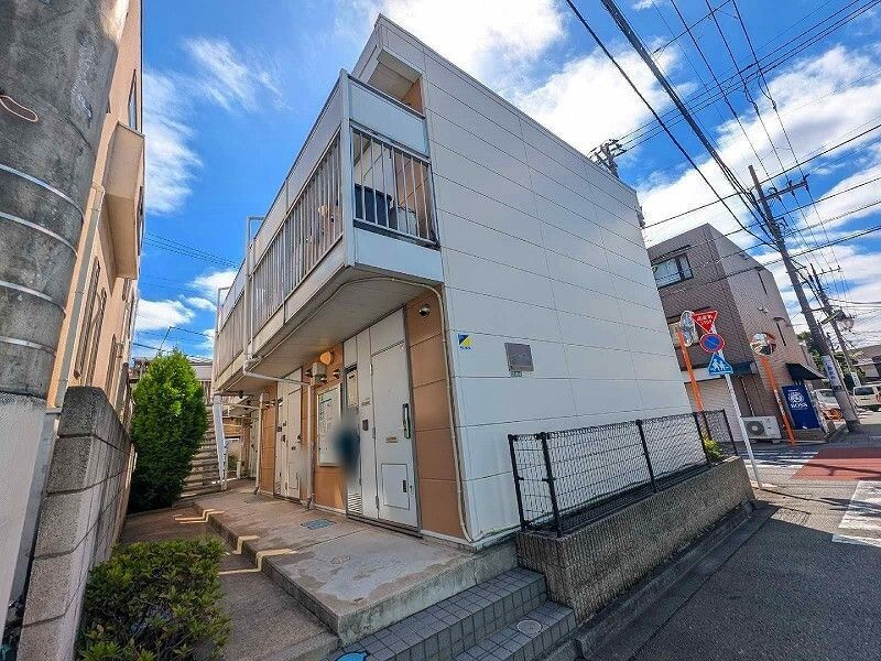 レオパレスシャルマン