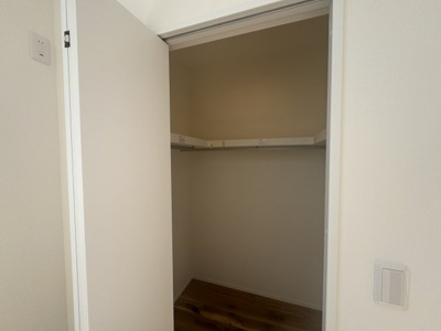 【収納】 | 宜野湾市大山（全2棟）ラスト2号棟 | 2号棟　洋室6帖＋WIC付き♪