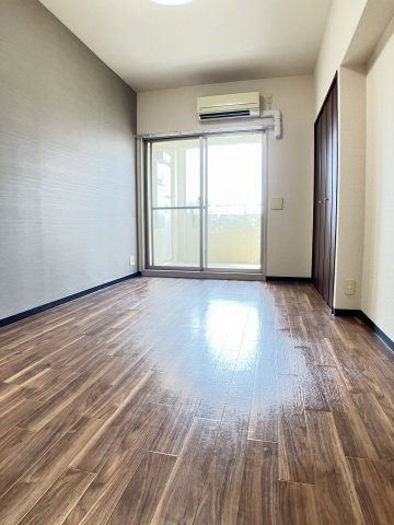 東小橋Ⅱ番館の居間・リビング