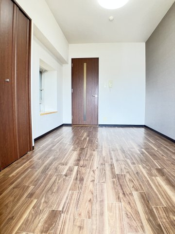 東小橋Ⅱ番館の居間・リビング