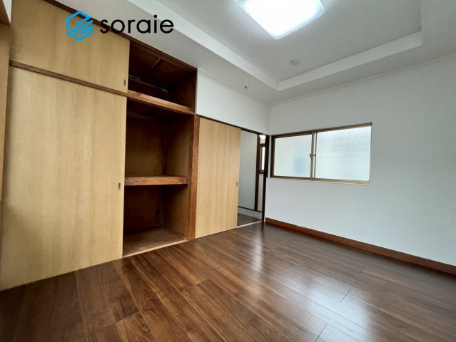 日高市高萩東1丁目　中古戸建の洋室|2/7　撮影