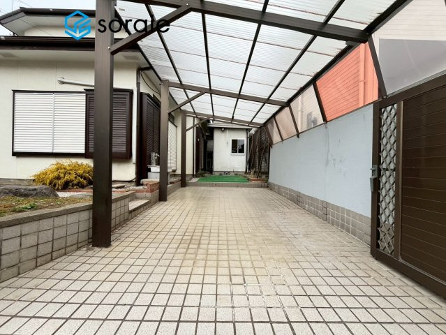 日高市高萩東1丁目　中古戸建の駐車場|2/7　撮影