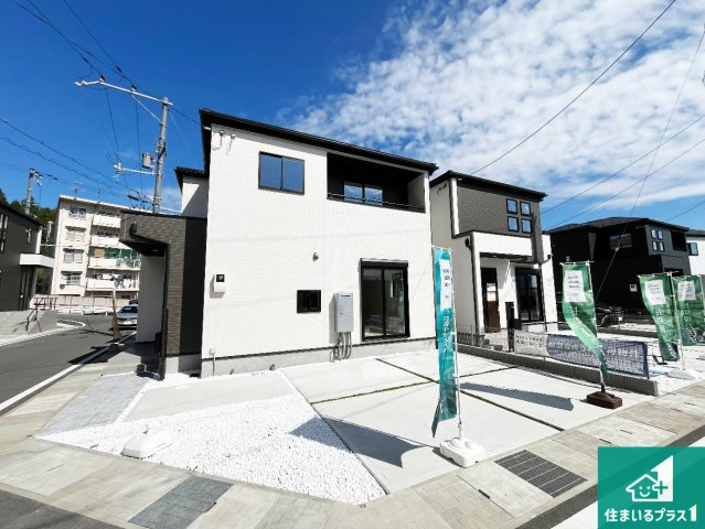 大津市坂本　新築一戸建ての外観|現在建築中！落ち着いた街並みで新生活を始めることが出来そう！周辺の物件も併せてご紹介させて頂きます！