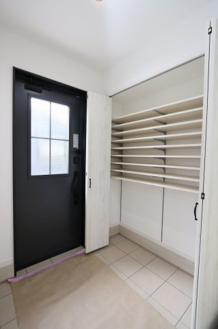 【玄関】の画像