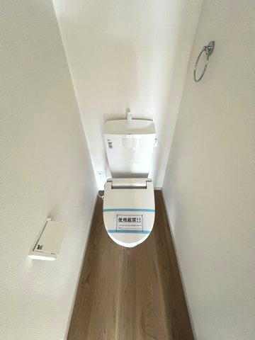 青梅市河辺町6丁目　新築戸建全1棟のトイレ|2階温水シャワートイレ