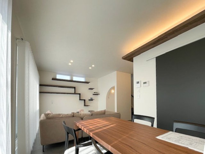 【居間・リビング】 | 鈴鹿市中江島町