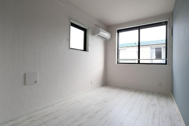 ユニヴェール西新井