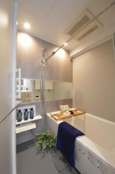 ニューハイツ練馬の浴室|ユニットバス新規交換のバスルームは浴室換気乾燥機を完備しております