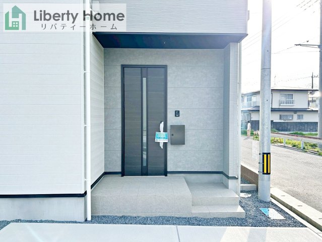 ひたちなか市高場6期　新築戸建　1号棟のエントランス