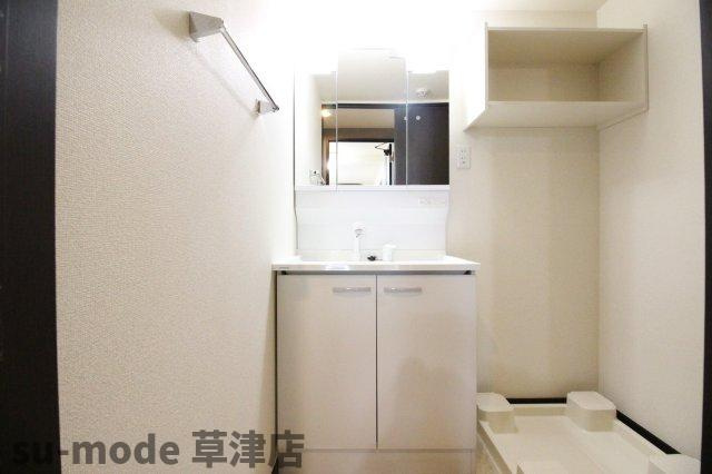 【洗面所】 | GREEN AWAY | スペースが確保できる洗面所です