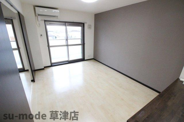 【居間・リビング】 | GREEN AWAY | リビングです