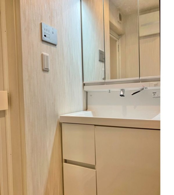 【独立洗面台】 | 雑司が谷戸建 | 独立洗面化粧台付き