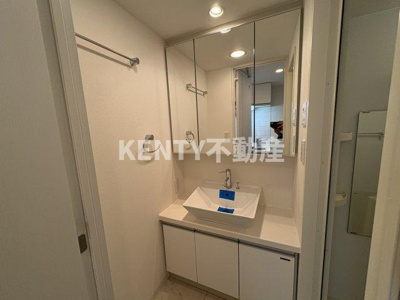 【独立洗面台】 | ドゥーエ蒲田 | 使いやすい独立洗面台です