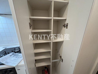 【収納】 | ドゥーエ蒲田 | 小物を収納するのに便利です