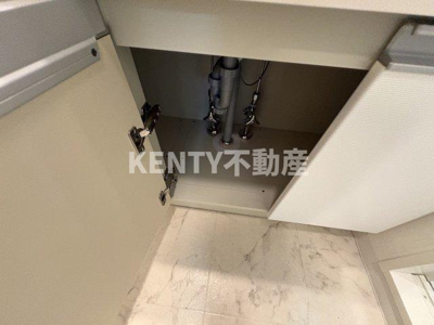 【収納】 | ドゥーエ蒲田 | たっぷりとした収納スペースです