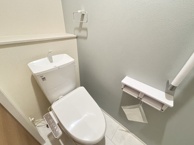 知立市八橋町的場126-1『仲介手数料無料』新築戸建てのトイレ